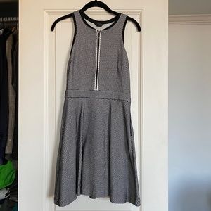 CLUB MONACO DRESS WITH TEXTURE PATTERN
